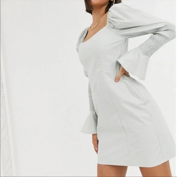 [Missguided] NWT Poplin Shirring Sleeve A Line Dress-Sage Green- Size 6